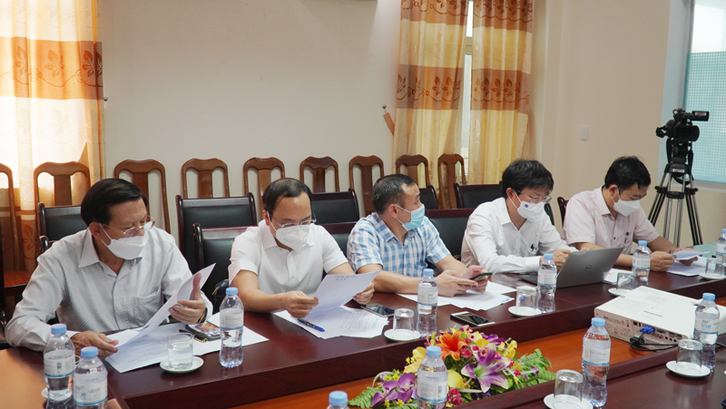 Các đại biểu tham dự hội nghị.